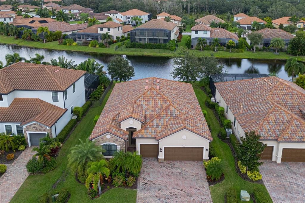 For Sale: $755,000 (4 beds, 3 baths, 2231 Square Feet)