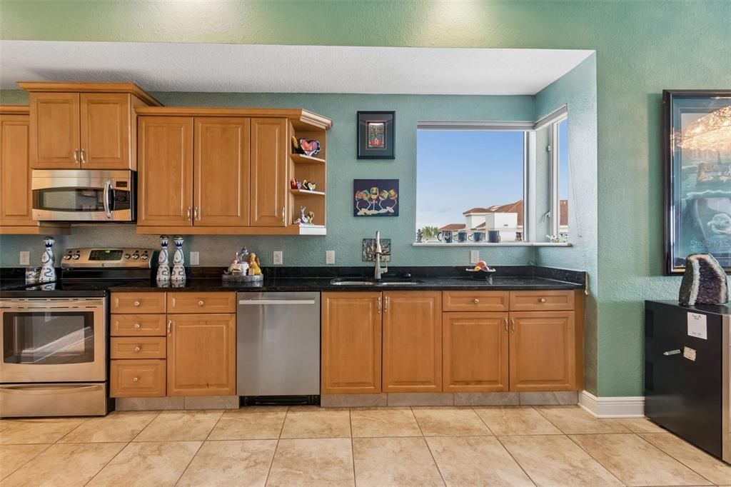 For Sale: $995,000 (4 beds, 4 baths, 3060 Square Feet)