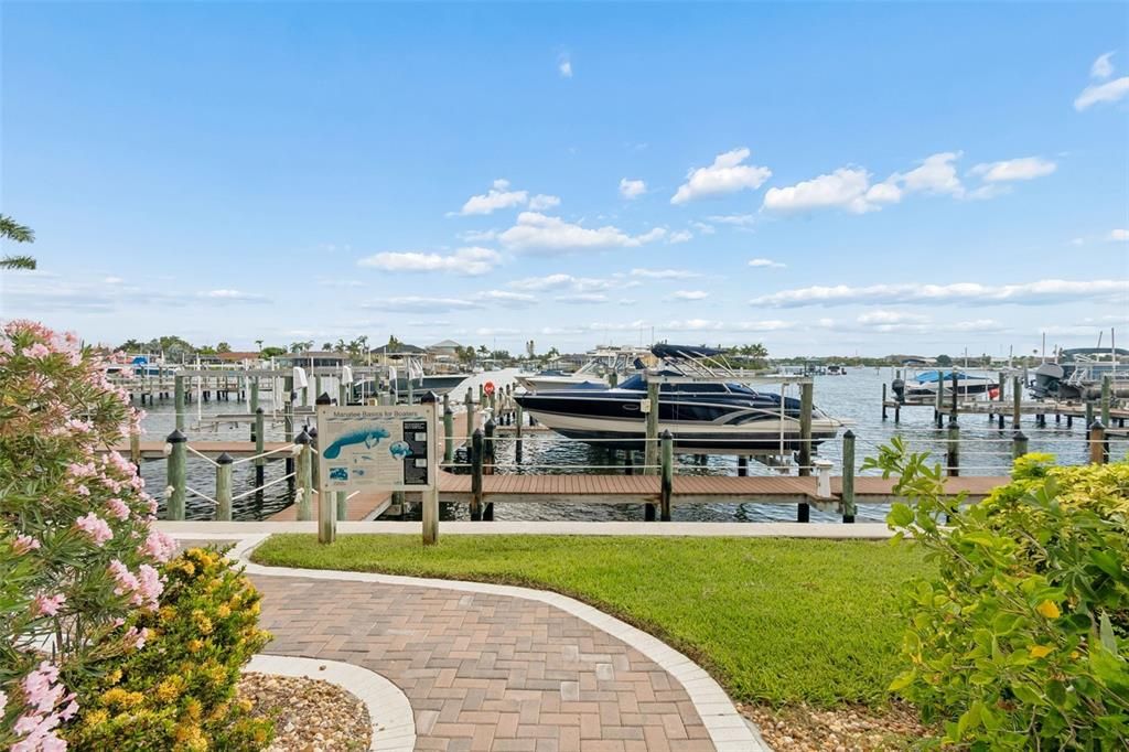 For Sale: $995,000 (4 beds, 4 baths, 3060 Square Feet)