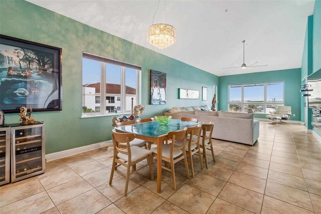 For Sale: $995,000 (4 beds, 4 baths, 3060 Square Feet)