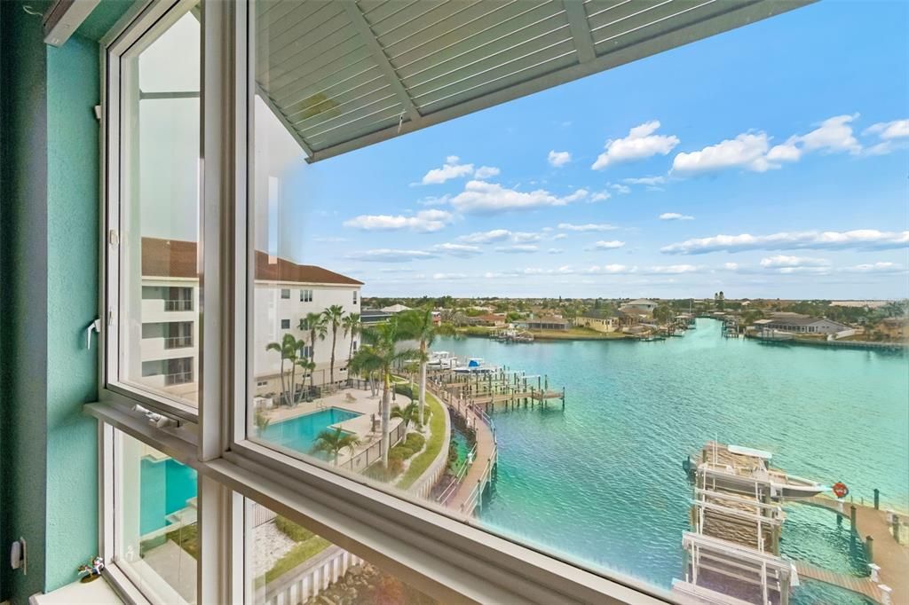 For Sale: $995,000 (4 beds, 4 baths, 3060 Square Feet)