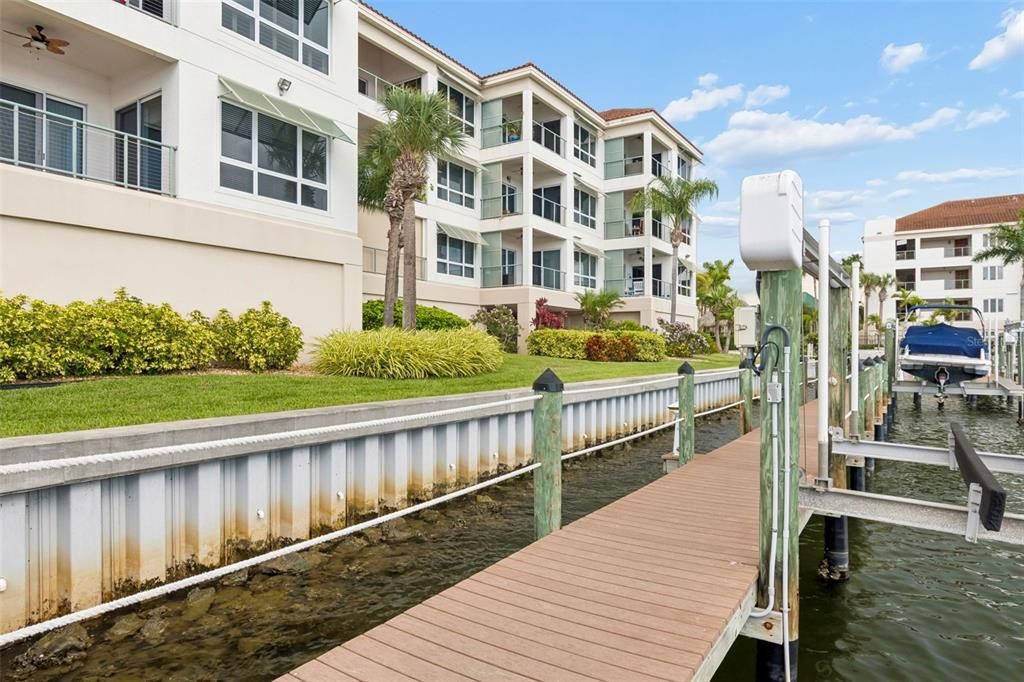 For Sale: $995,000 (4 beds, 4 baths, 3060 Square Feet)