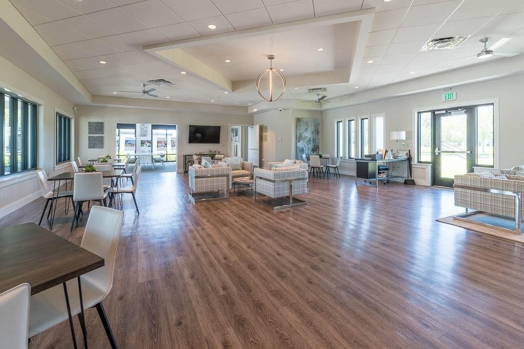 For Sale: $819,000 (4 beds, 3 baths, 2898 Square Feet)