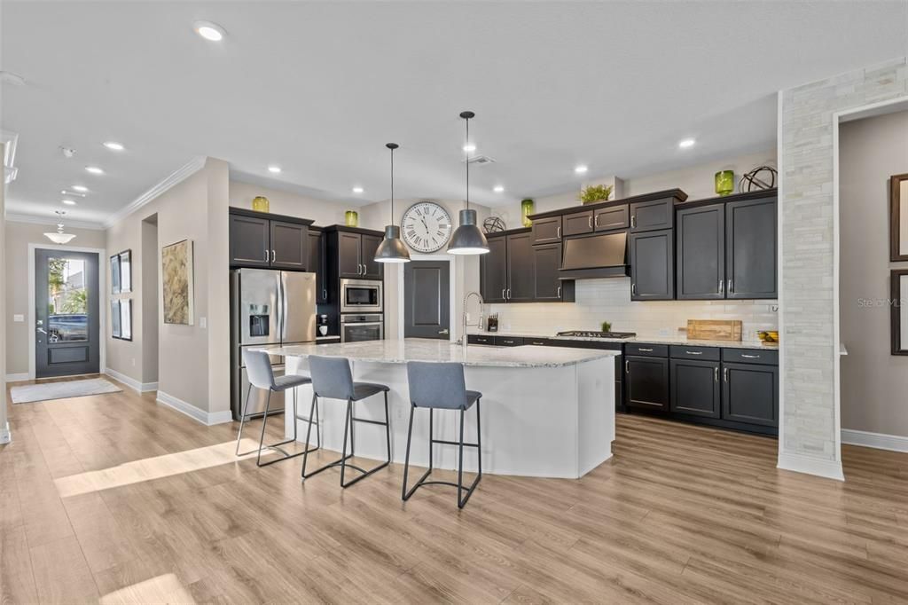 For Sale: $819,000 (4 beds, 3 baths, 2898 Square Feet)