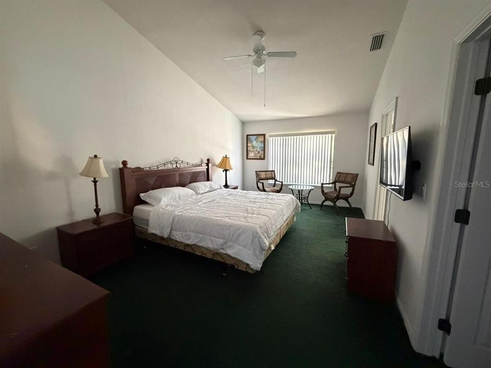 For Rent: $2,300 (4 beds, 3 baths, 1873 Square Feet)