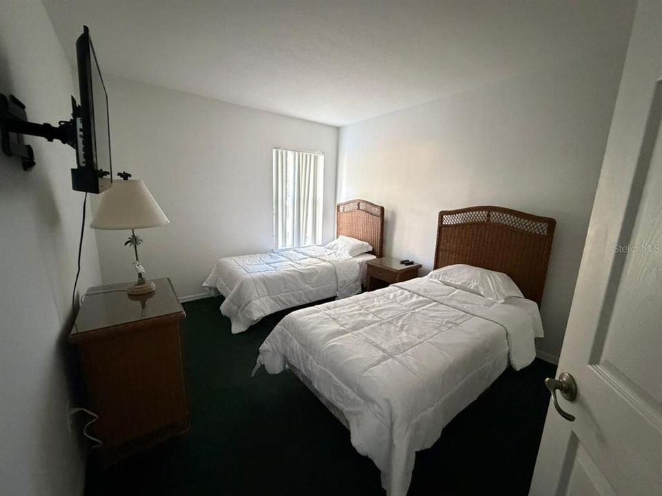 For Rent: $2,300 (4 beds, 3 baths, 1873 Square Feet)
