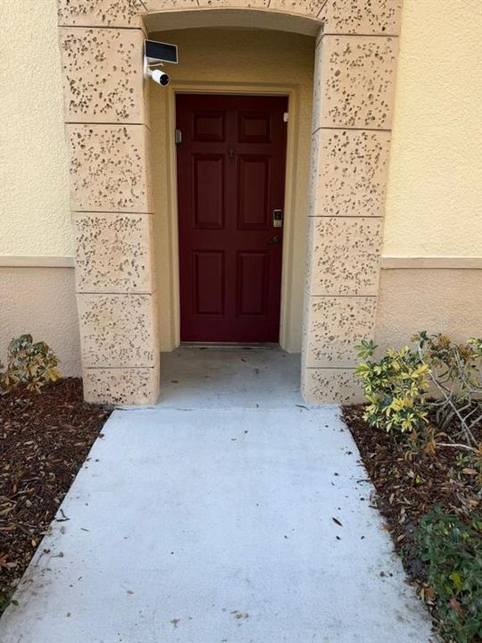 For Rent: $2,300 (4 beds, 3 baths, 1873 Square Feet)