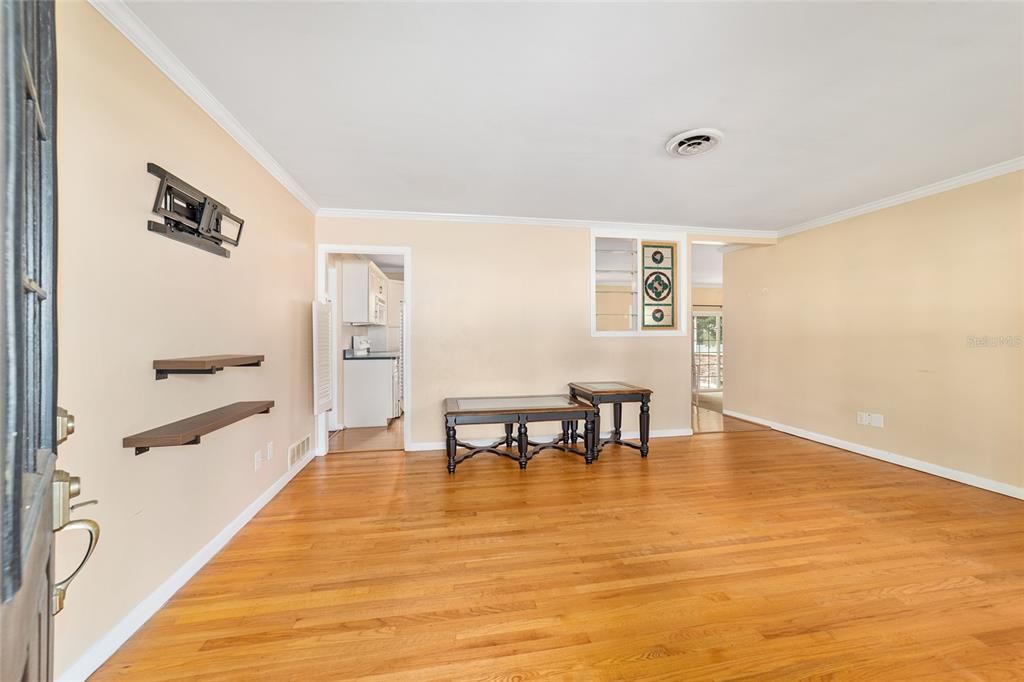 For Sale: $240,000 (4 beds, 2 baths, 1836 Square Feet)
