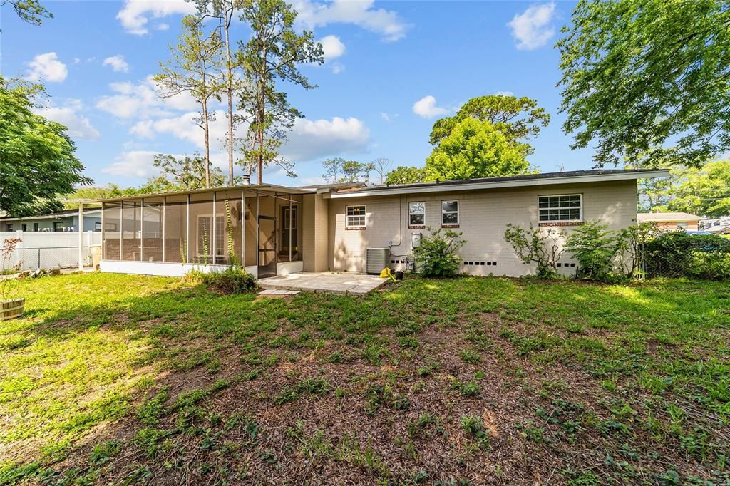 For Sale: $240,000 (4 beds, 2 baths, 1836 Square Feet)