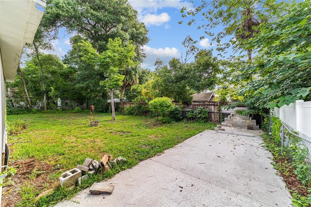 For Sale: $240,000 (4 beds, 2 baths, 1836 Square Feet)
