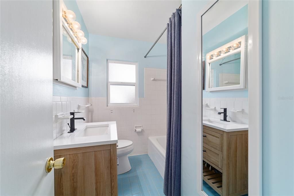 For Sale: $240,000 (4 beds, 2 baths, 1836 Square Feet)