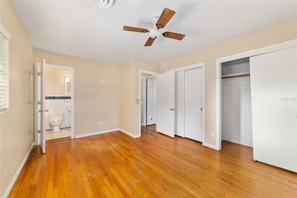 For Sale: $240,000 (4 beds, 2 baths, 1836 Square Feet)