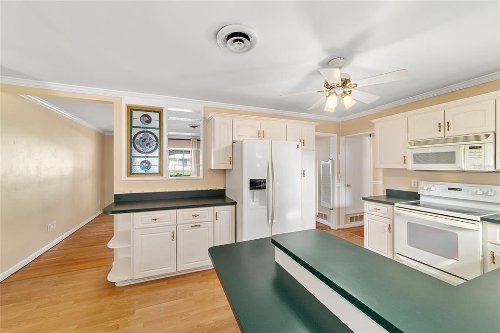 For Sale: $240,000 (4 beds, 2 baths, 1836 Square Feet)