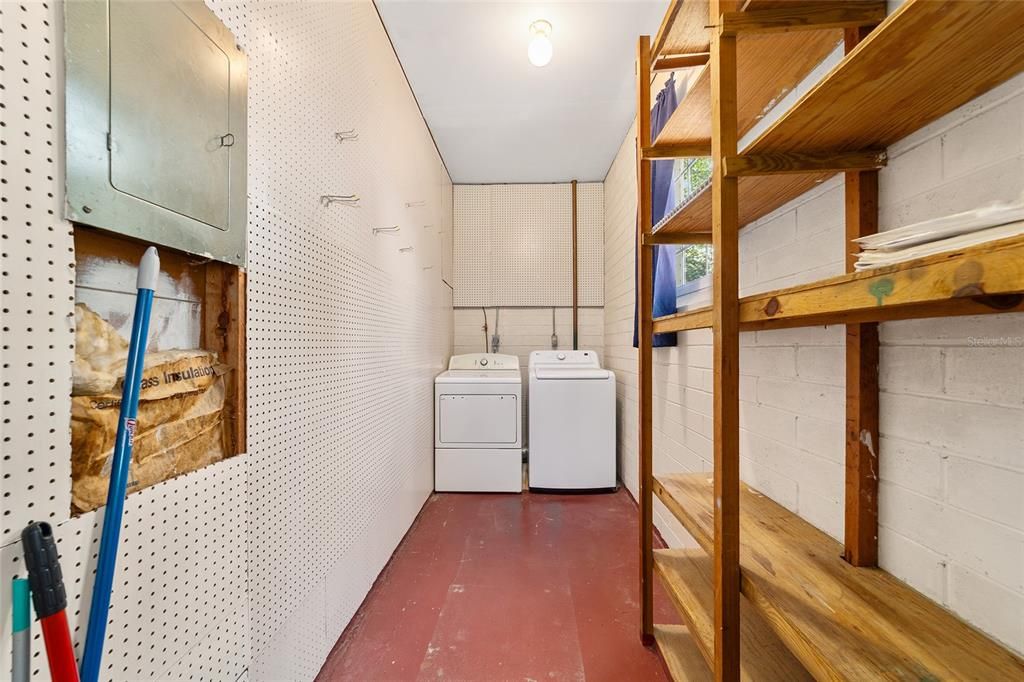 For Sale: $240,000 (4 beds, 2 baths, 1836 Square Feet)