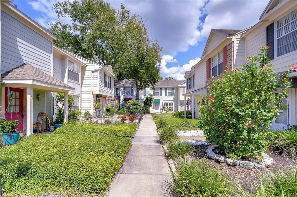 For Rent: $2,000 (2 beds, 2 baths, 1223 Square Feet)