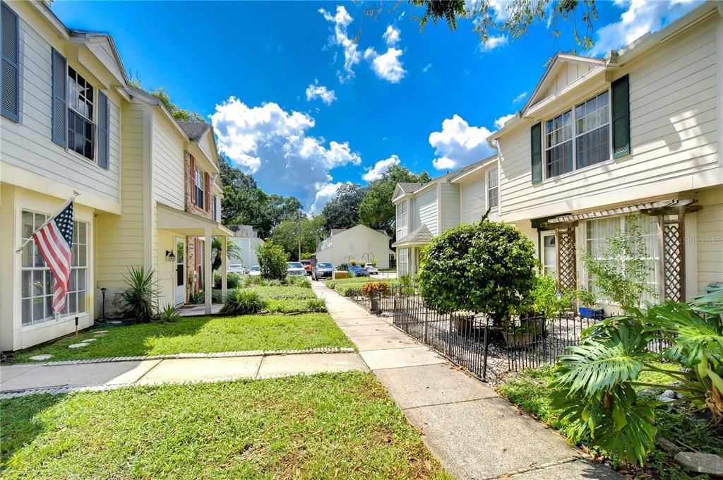 For Rent: $2,000 (2 beds, 2 baths, 1223 Square Feet)