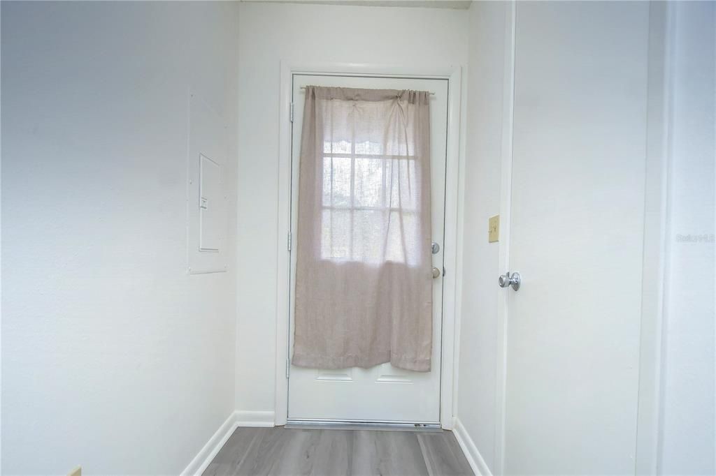 For Rent: $2,000 (2 beds, 2 baths, 1223 Square Feet)