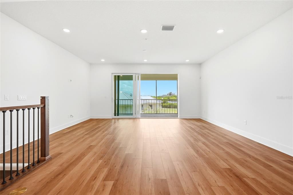 For Sale: $624,900 (3 beds, 2 baths, 2248 Square Feet)