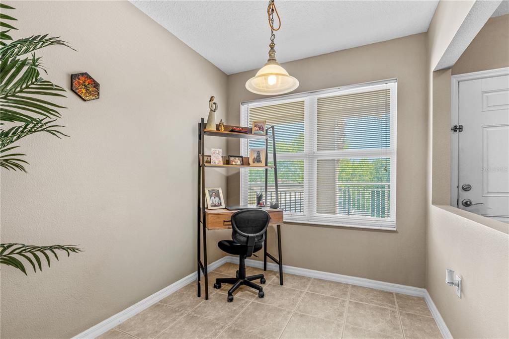 For Sale: $234,900 (2 beds, 2 baths, 1238 Square Feet)