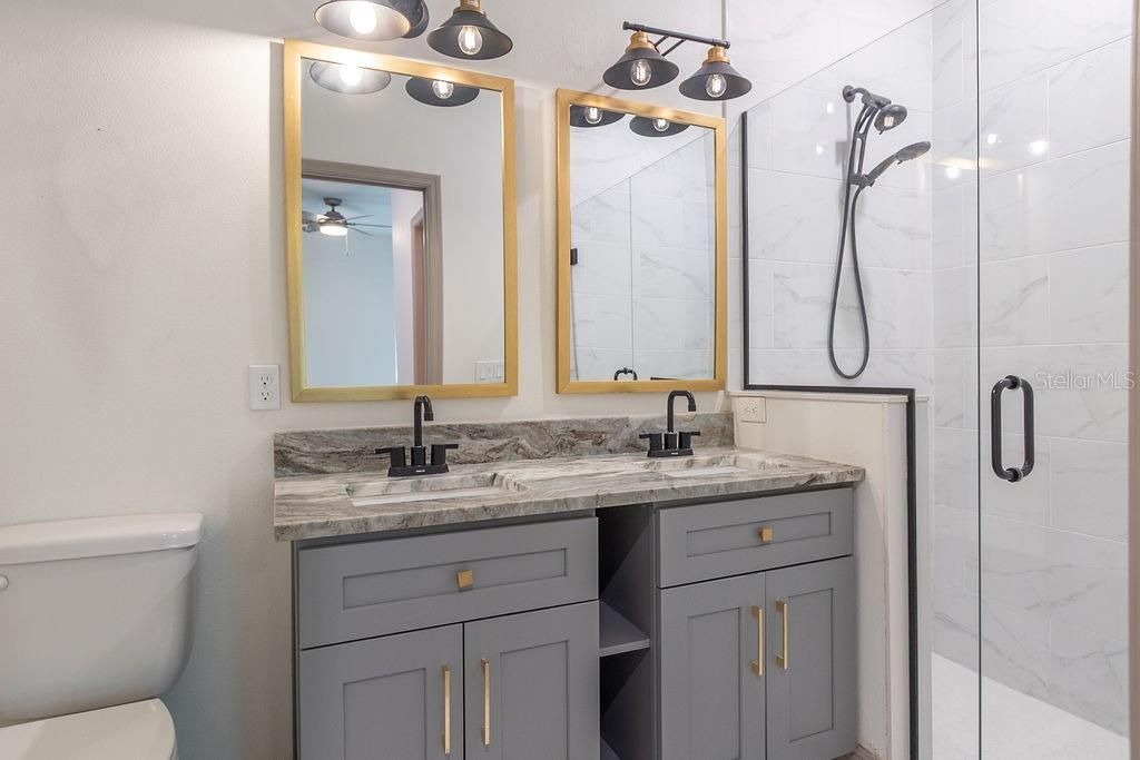 For Rent: $1,950 (3 beds, 2 baths, 1501 Square Feet)