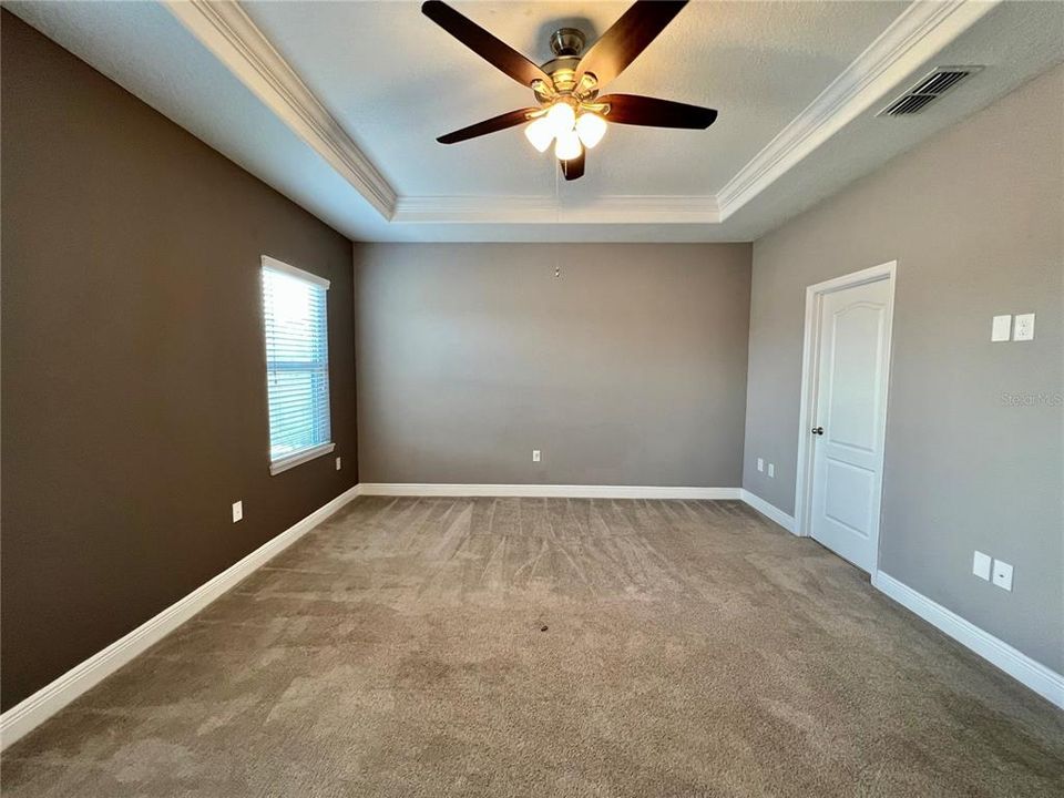 For Rent: $3,850 (4 beds, 2 baths, 2505 Square Feet)