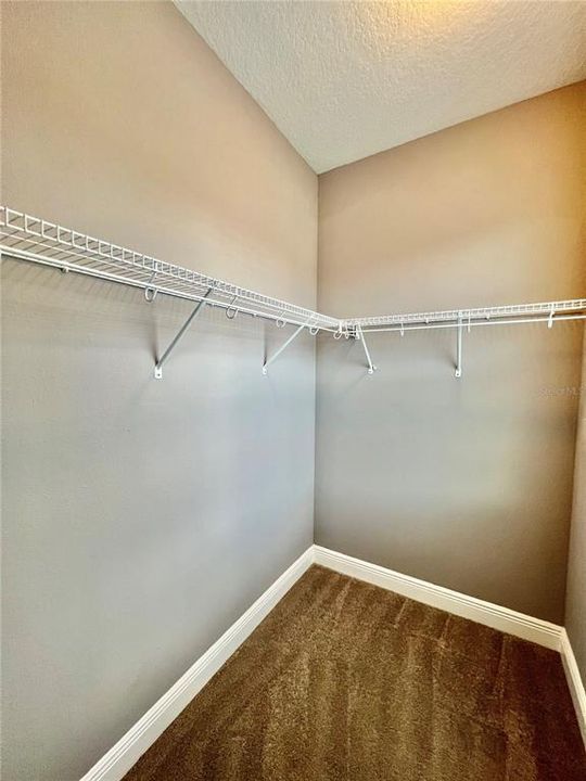 For Rent: $3,850 (4 beds, 2 baths, 2505 Square Feet)