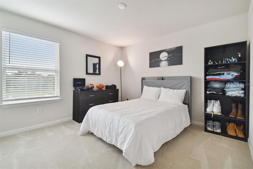 For Sale: $549,990 (3 beds, 2 baths, 2409 Square Feet)
