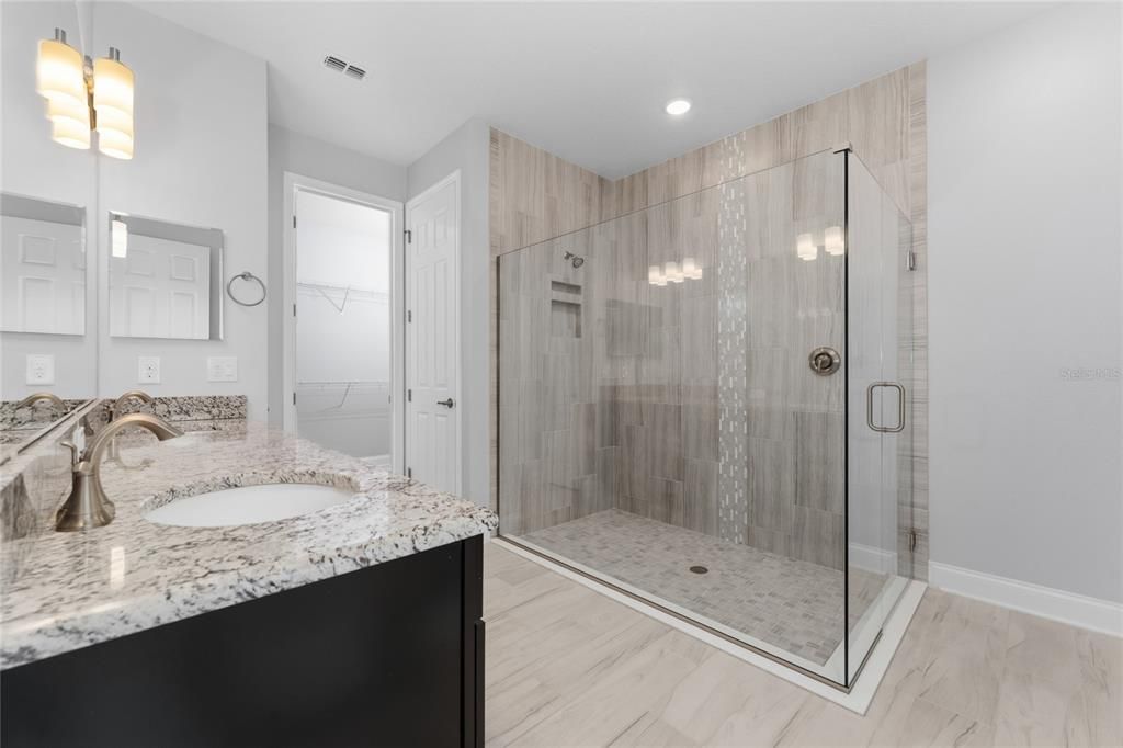 For Sale: $649,400 (4 beds, 3 baths, 2536 Square Feet)