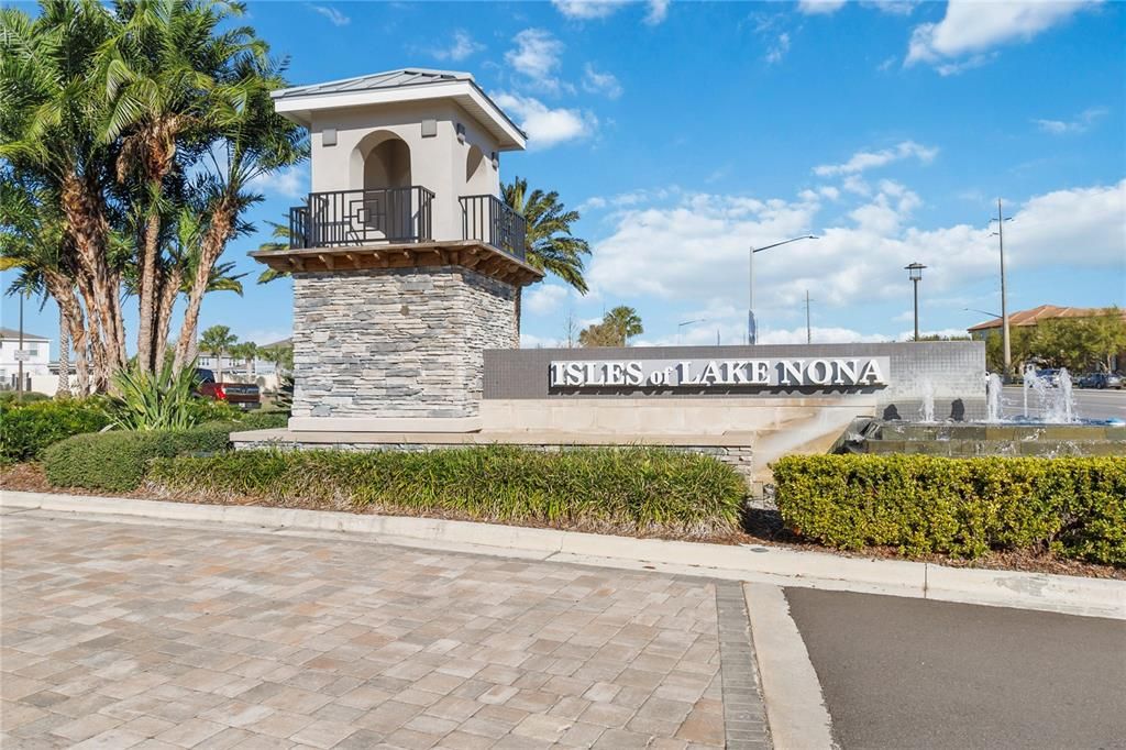 For Rent: $2,900 (4 beds, 3 baths, 1809 Square Feet)