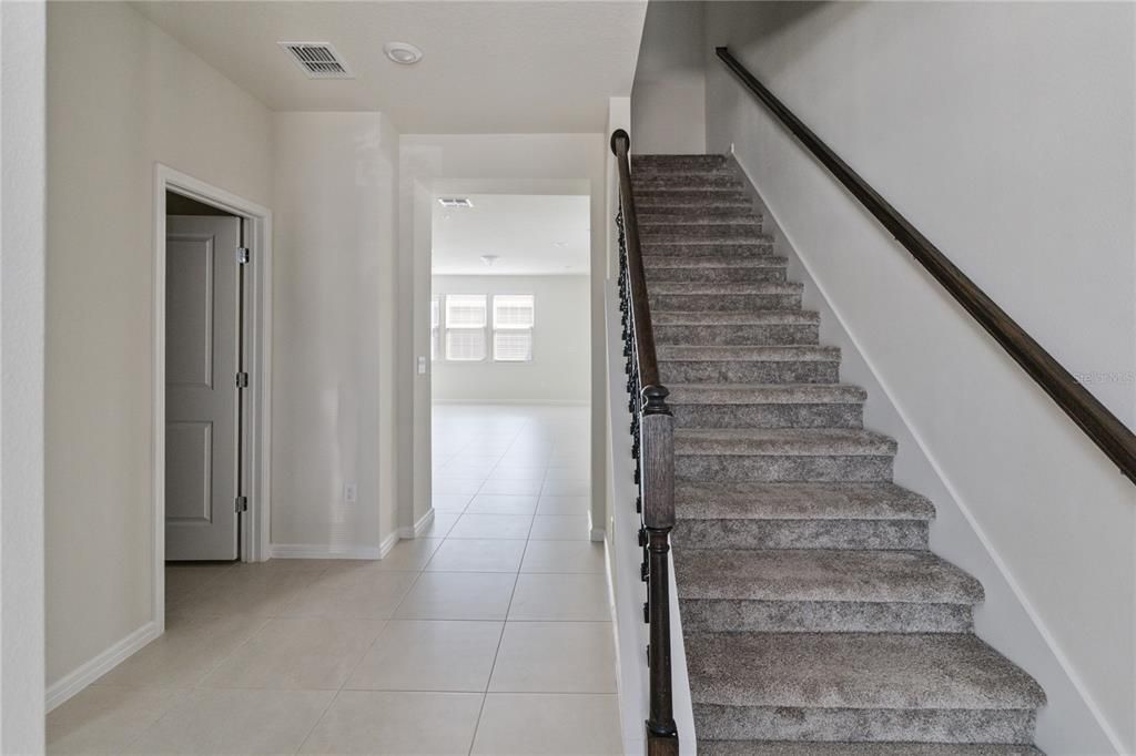 For Rent: $2,900 (4 beds, 3 baths, 1809 Square Feet)