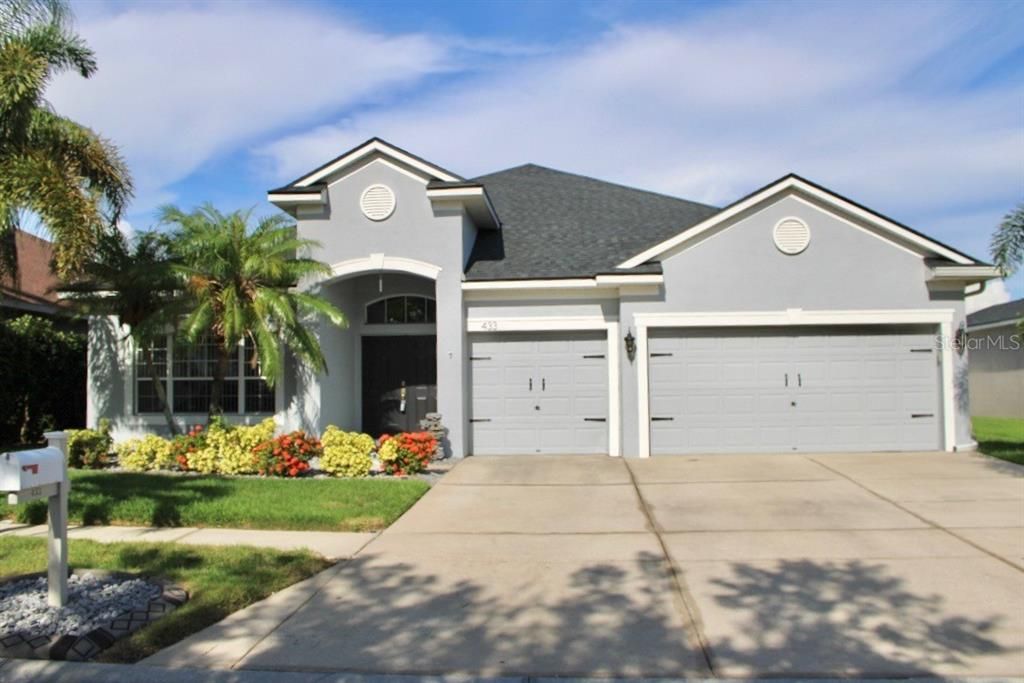 En Venta: $450,000 (4 camas, 3 baños, 3038 Pies cuadrados)