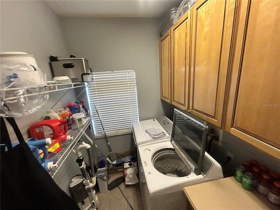 En Venta: $430,000 (4 camas, 3 baños, 3038 Pies cuadrados)