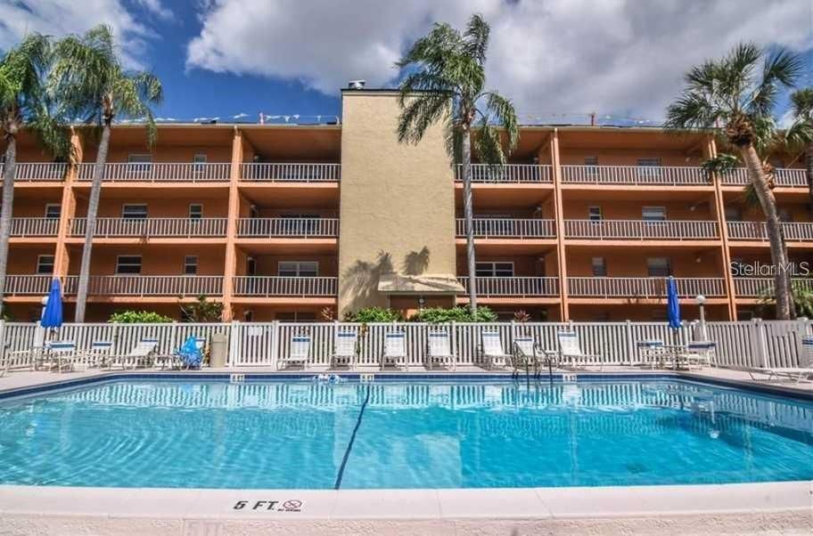 For Rent: $1,850 (1 beds, 1 baths, 747 Square Feet)