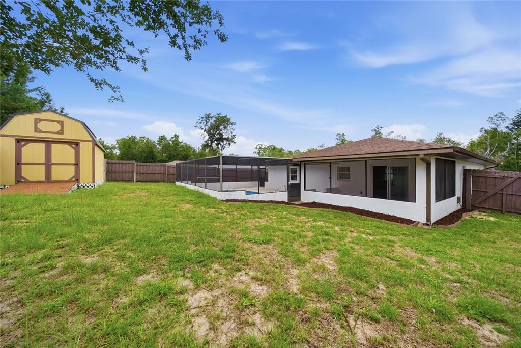 For Sale: $235,000 (2 beds, 2 baths, 1226 Square Feet)