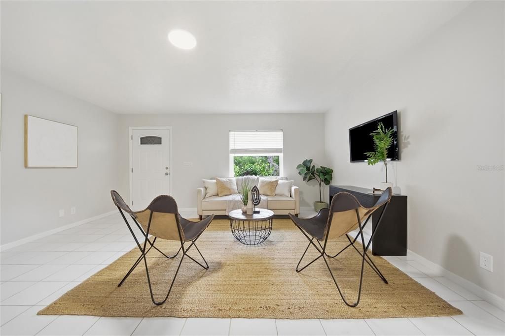 For Sale: $235,000 (2 beds, 2 baths, 1226 Square Feet)