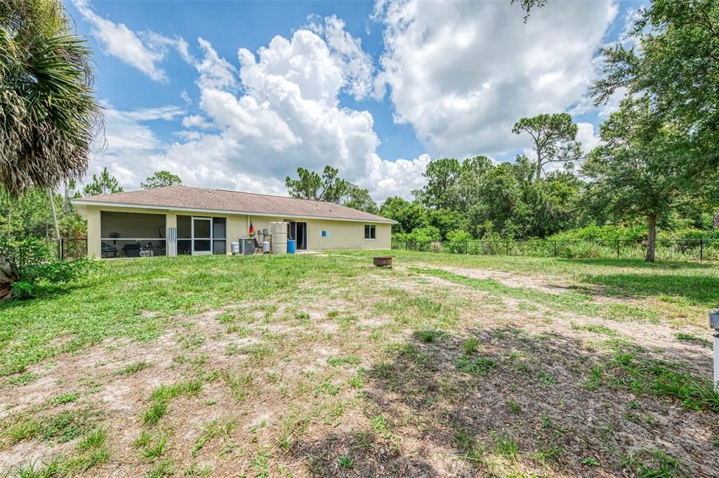 En Venta: $268,800 (3 camas, 2 baños, 1170 Pies cuadrados)