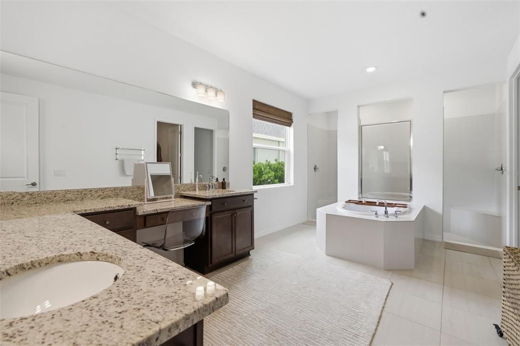 For Sale: $849,900 (5 beds, 4 baths, 3428 Square Feet)