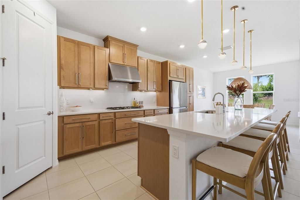 For Sale: $849,900 (5 beds, 4 baths, 3428 Square Feet)