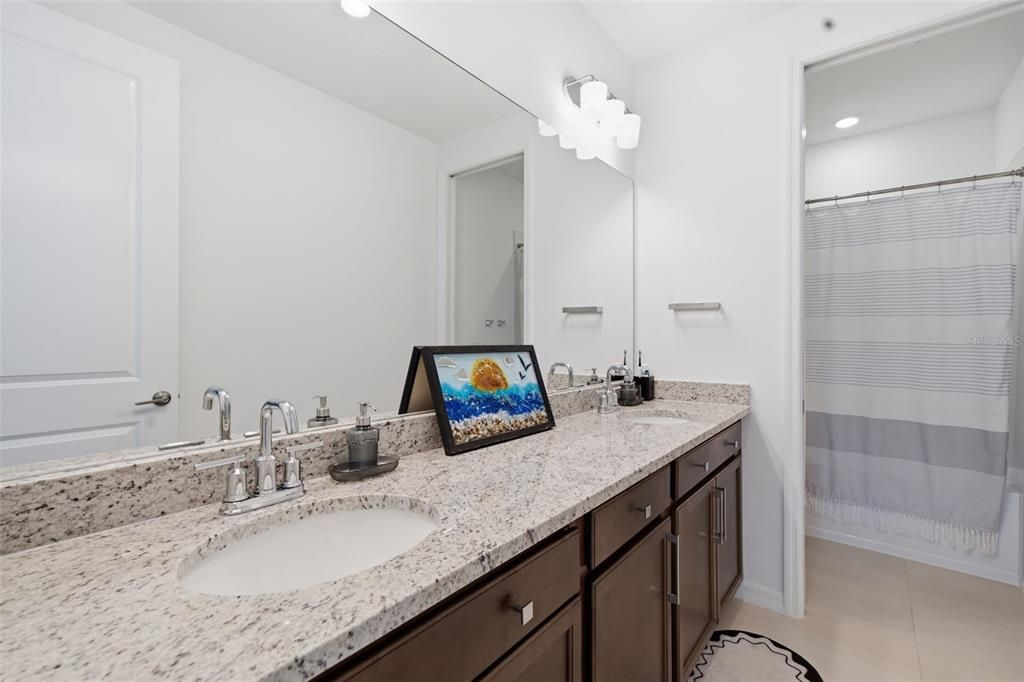 For Sale: $849,900 (5 beds, 4 baths, 3428 Square Feet)