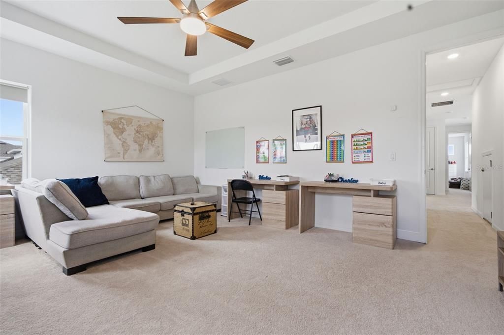 For Sale: $849,900 (5 beds, 4 baths, 3428 Square Feet)