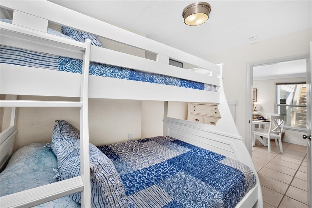 For Sale: $4,180,000 (12 beds, 0 baths, 5151 Square Feet)