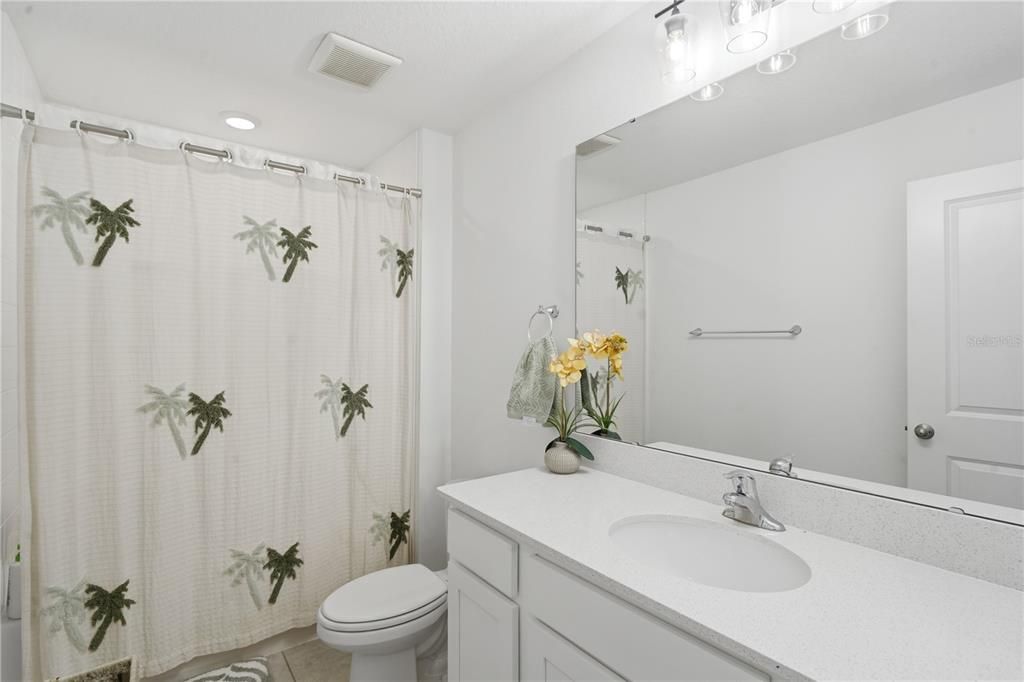 En Venta: $335,000 (3 camas, 2 baños, 1653 Pies cuadrados)