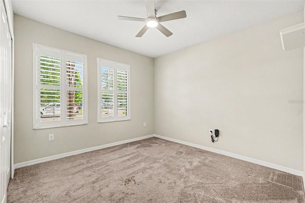 For Sale: $425,000 (6 beds, 3 baths, 3362 Square Feet)