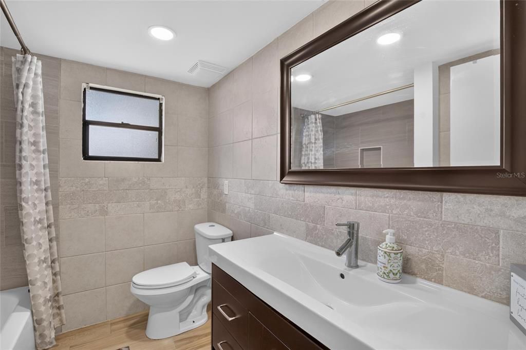 For Sale: $629,000 (4 beds, 3 baths, 2164 Square Feet)
