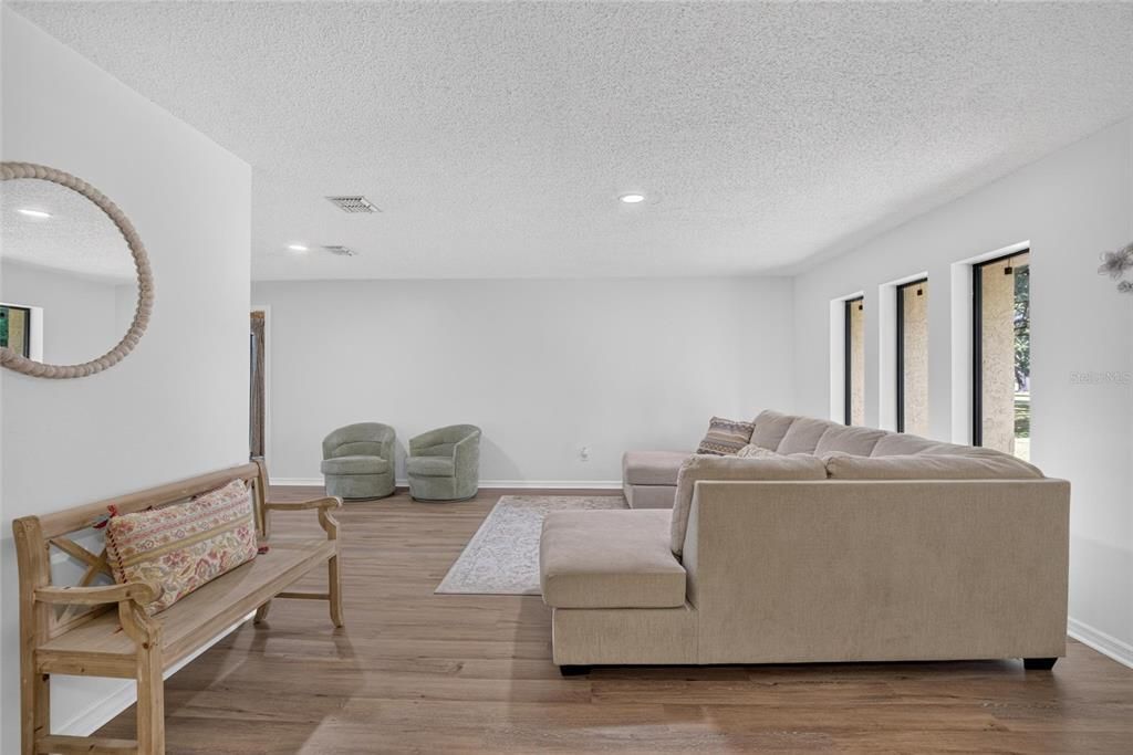 For Sale: $629,000 (4 beds, 3 baths, 2164 Square Feet)