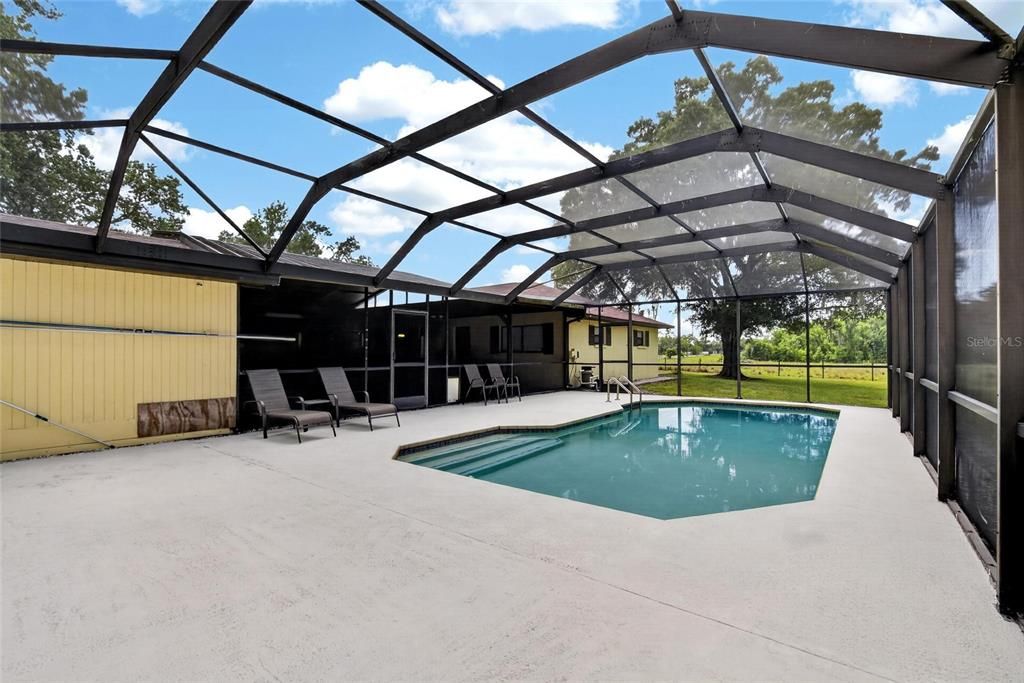 For Sale: $629,000 (4 beds, 3 baths, 2164 Square Feet)