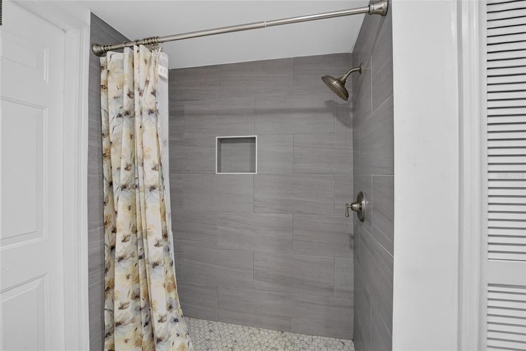 For Sale: $629,000 (4 beds, 3 baths, 2164 Square Feet)