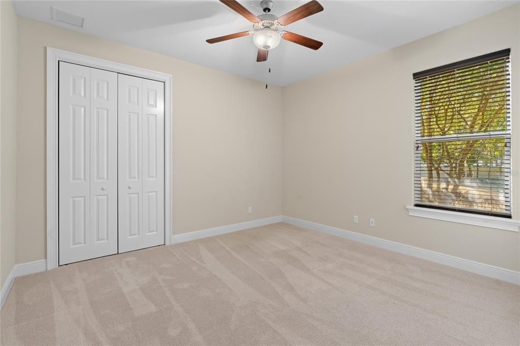For Sale: $549,900 (4 beds, 2 baths, 2374 Square Feet)