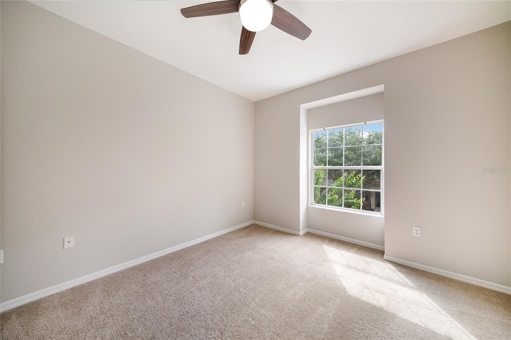 For Sale: $250,000 (2 beds, 2 baths, 1168 Square Feet)