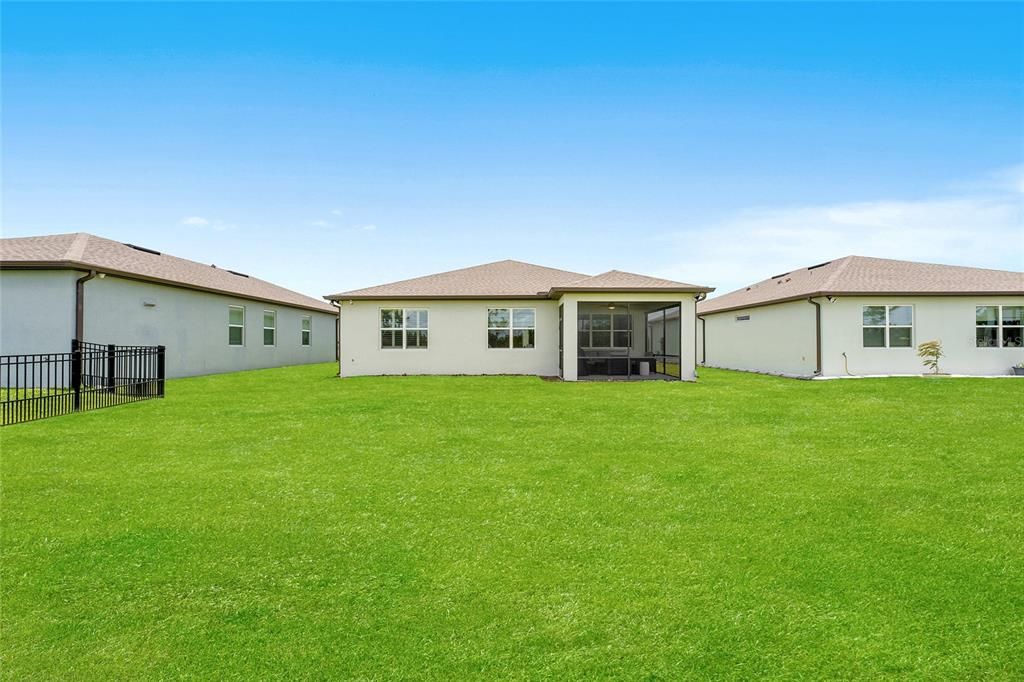 For Sale: $389,900 (3 beds, 2 baths, 1662 Square Feet)